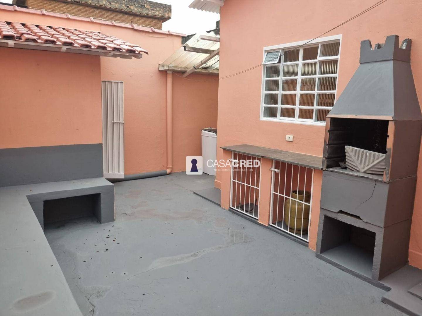 Casa à venda com 3 quartos, 81m² - Foto 1