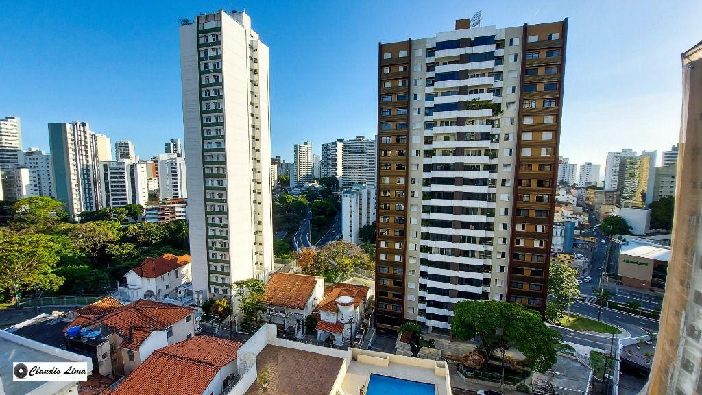 Apartamento à venda com 4 quartos, 240m² - Foto 6