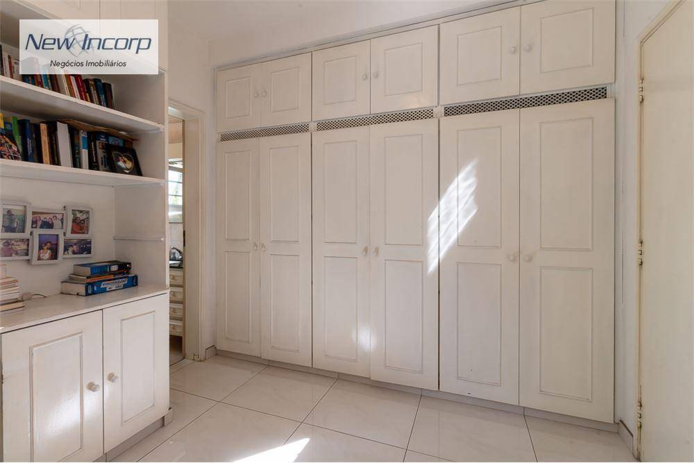 Apartamento à venda com 3 quartos, 191m² - Foto 14