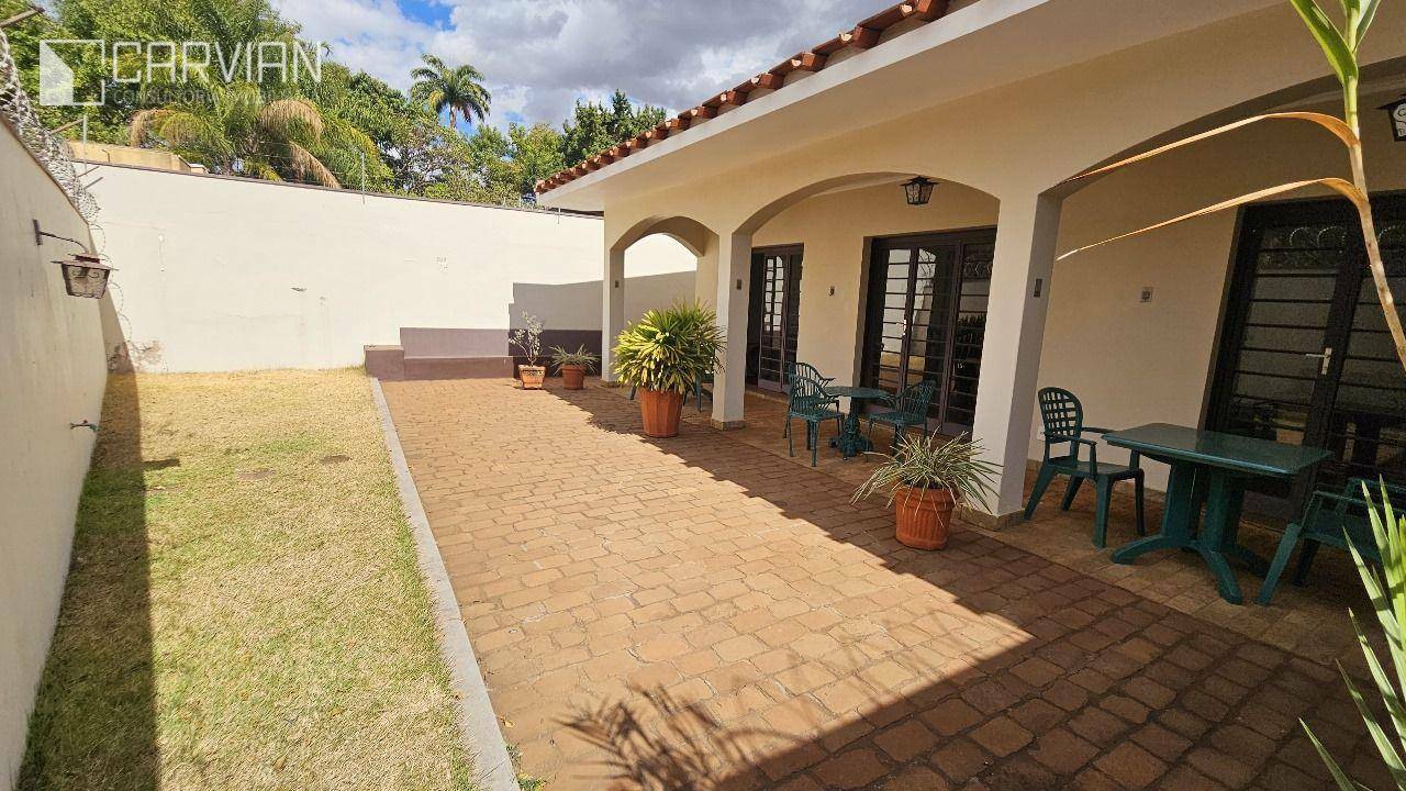 Sobrado à venda com 3 quartos, 295m² - Foto 3