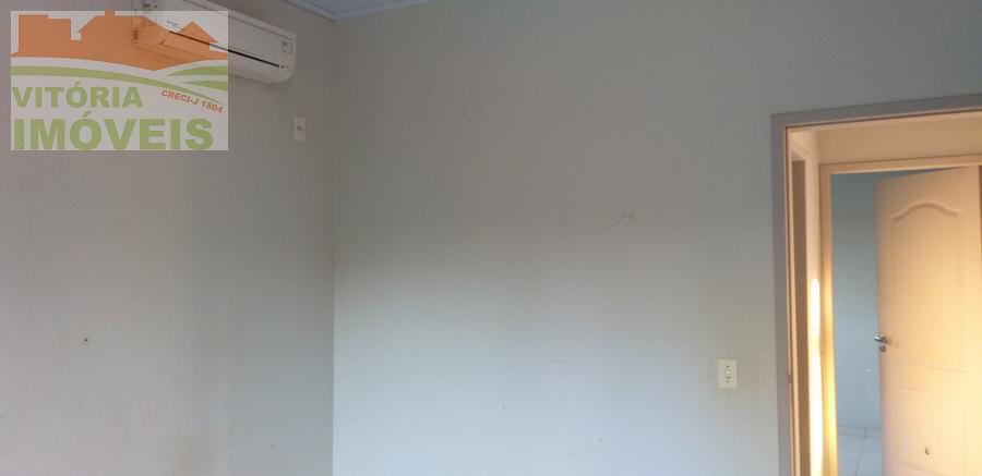 Casa para alugar com 2 quartos, 200m² - Foto 7
