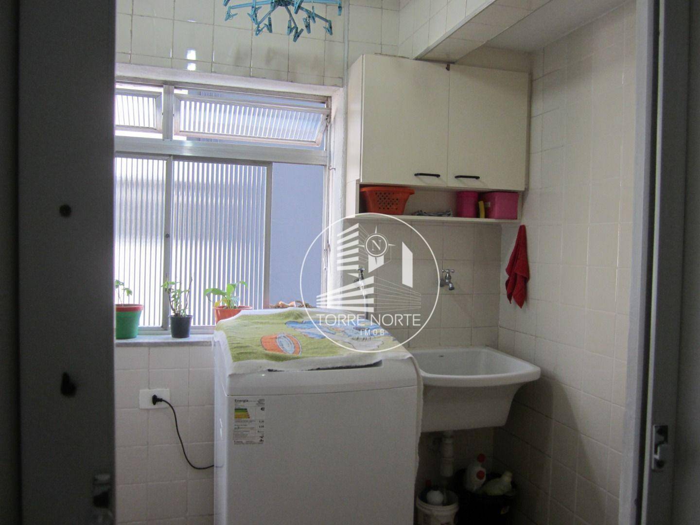 Apartamento à venda com 2 quartos, 70m² - Foto 18