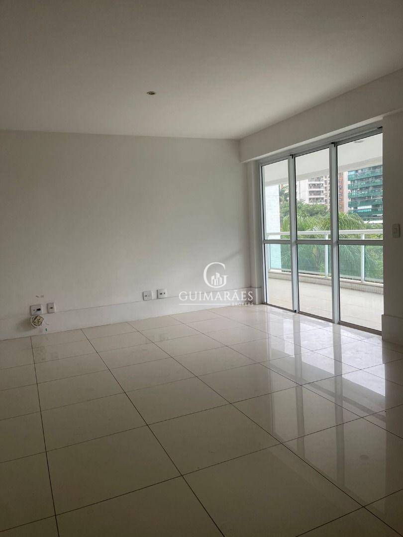 Apartamento à venda com 2 quartos, 107m² - Foto 13