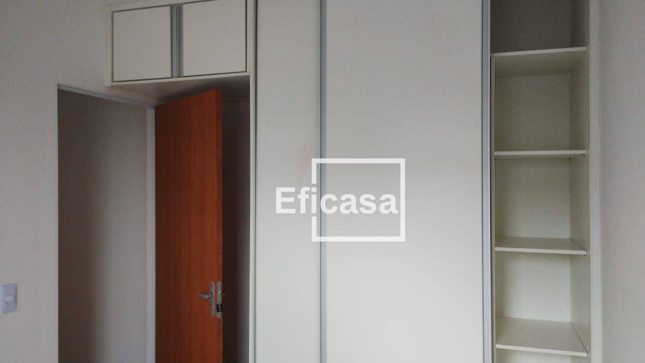 Casa à venda com 3 quartos, 120m² - Foto 11