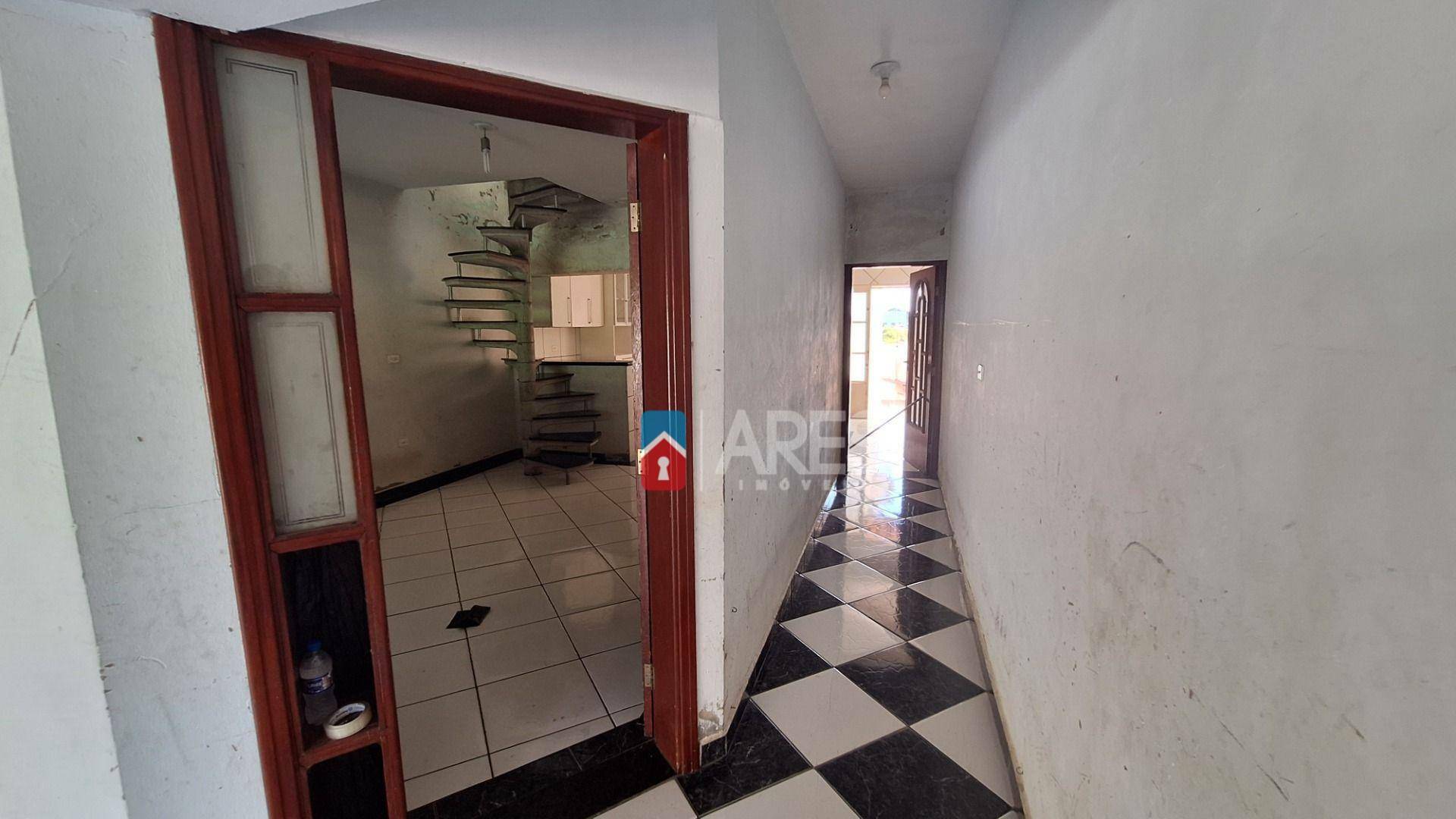 Casa à venda com 3 quartos, 156m² - Foto 4