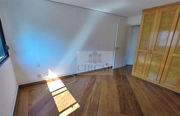 Apartamento à venda com 4 quartos, 188m² - Foto 13