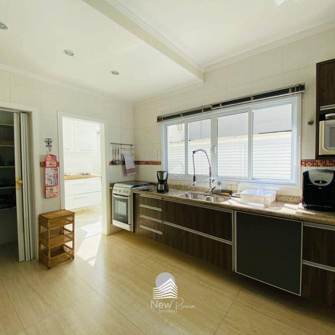 Casa de Condomínio para alugar com 5 quartos, 340m² - Foto 36