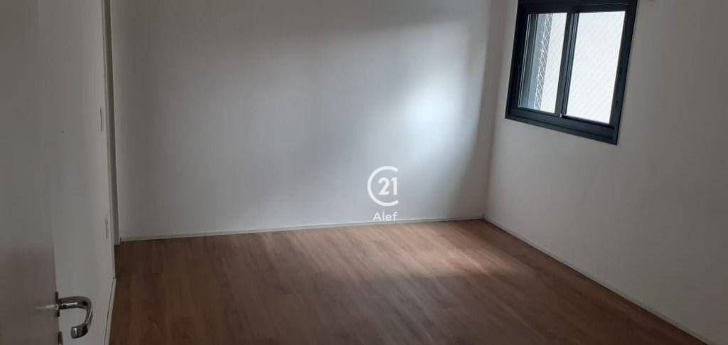 Apartamento para alugar com 2 quartos, 82m² - Foto 8