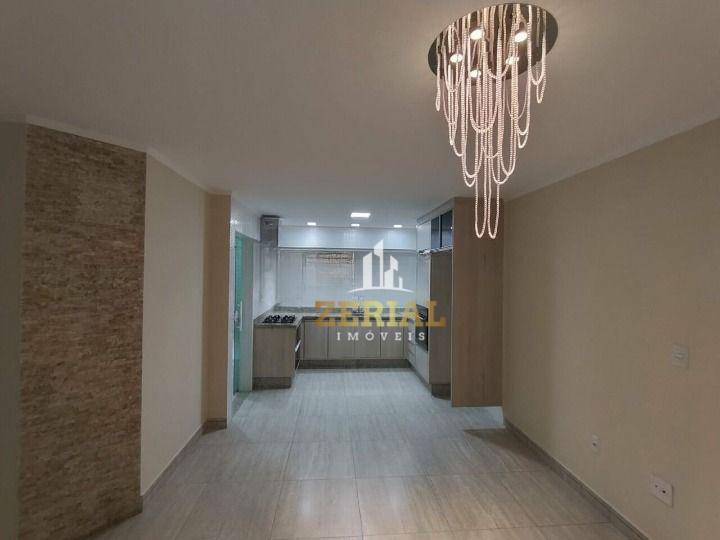 Sobrado à venda com 6 quartos, 248m² - Foto 2