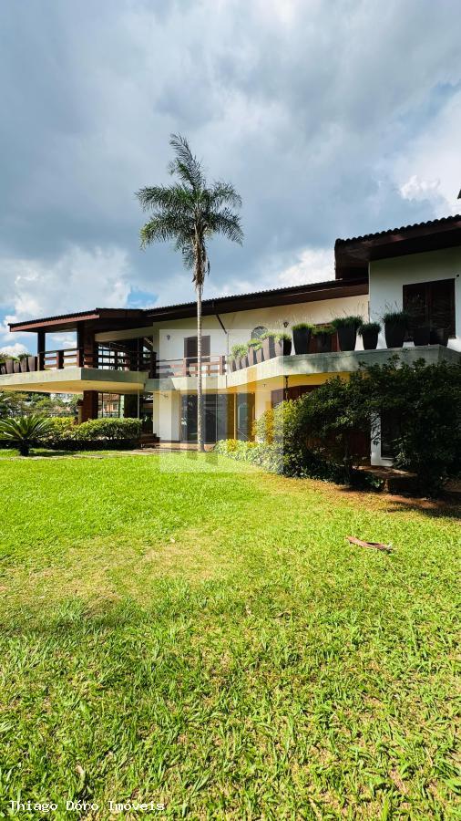 Casa à venda com 4 quartos, 840m² - Foto 4