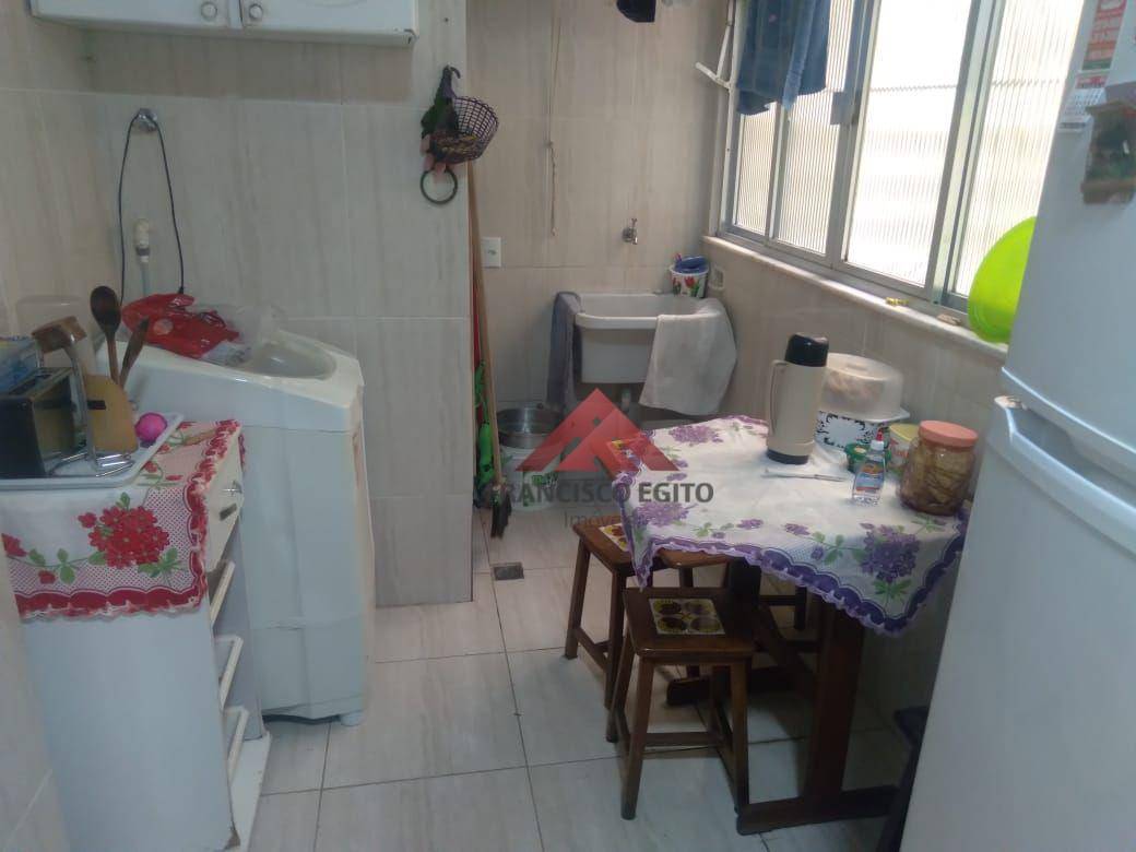 Apartamento à venda com 2 quartos, 90m² - Foto 11