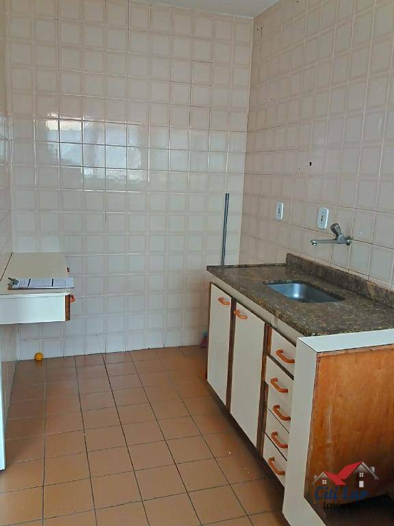 Apartamento para alugar com 2 quartos, 55m² - Foto 13