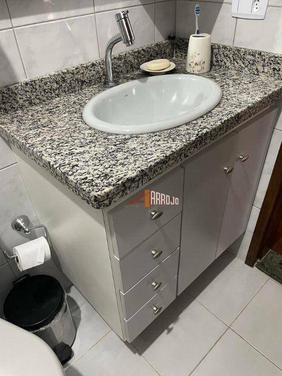 Apartamento à venda com 3 quartos, 67m² - Foto 14