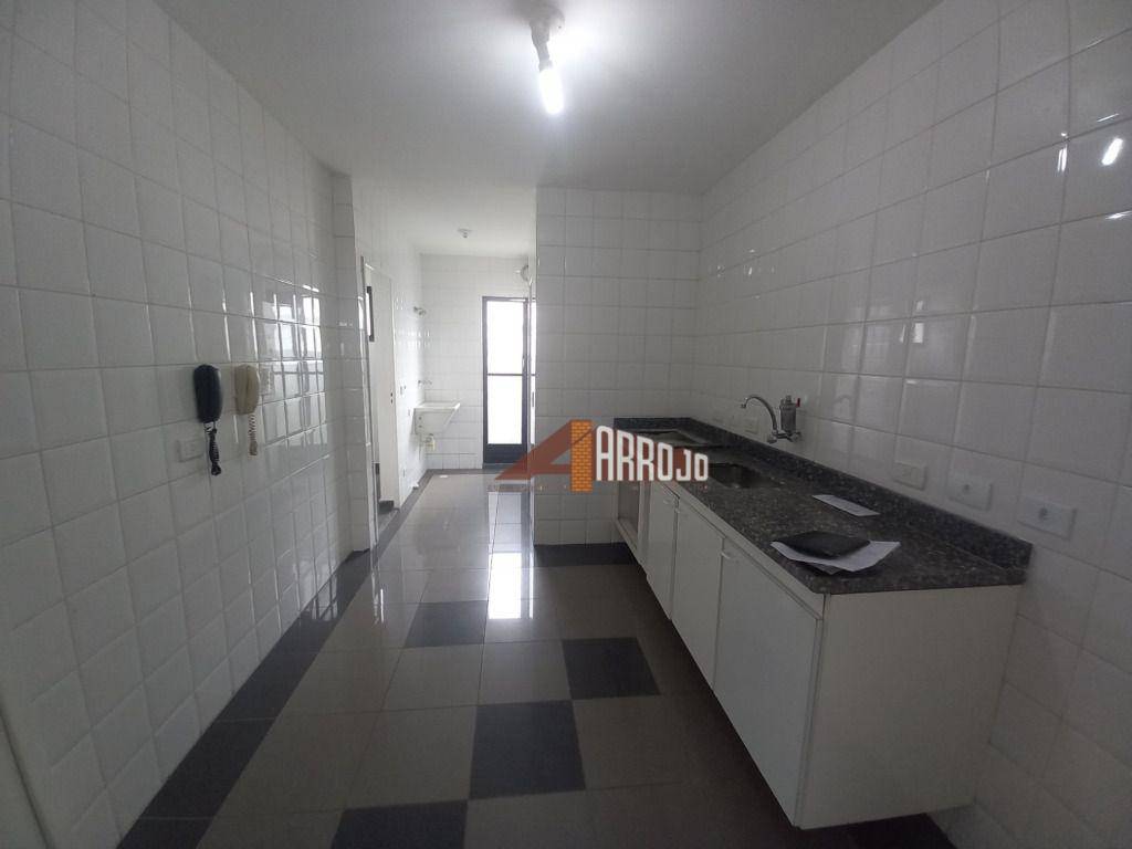 Apartamento à venda com 3 quartos, 115m² - Foto 5