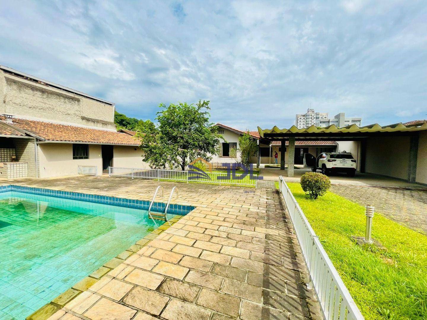 Casa à venda com 4 quartos, 292m² - Foto 36