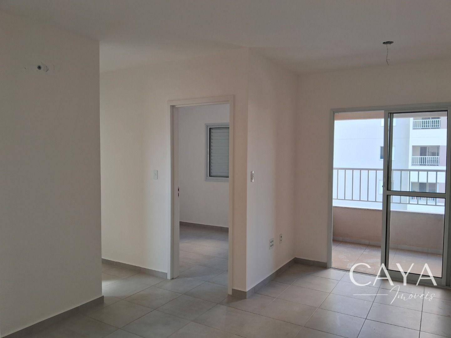 Apartamento à venda com 2 quartos, 61m² - Foto 2