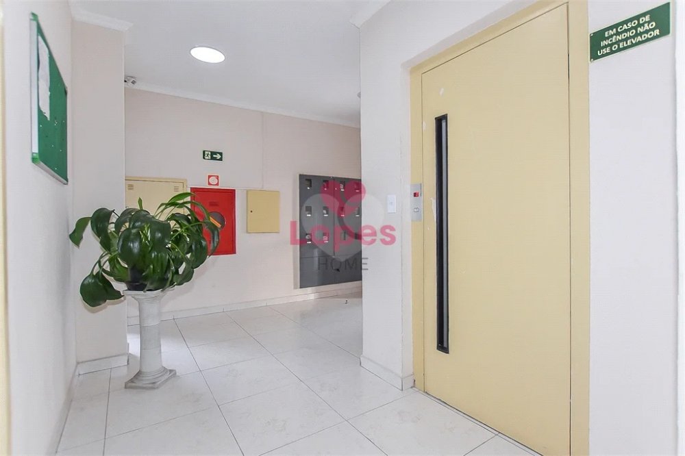 Apartamento à venda com 3 quartos, 94m² - Foto 28