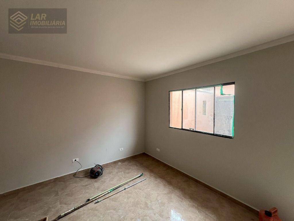 Casa à venda com 3 quartos, 126m² - Foto 9