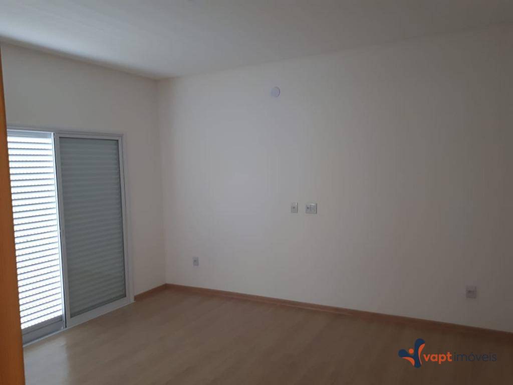 Sobrado à venda com 3 quartos, 240m² - Foto 8