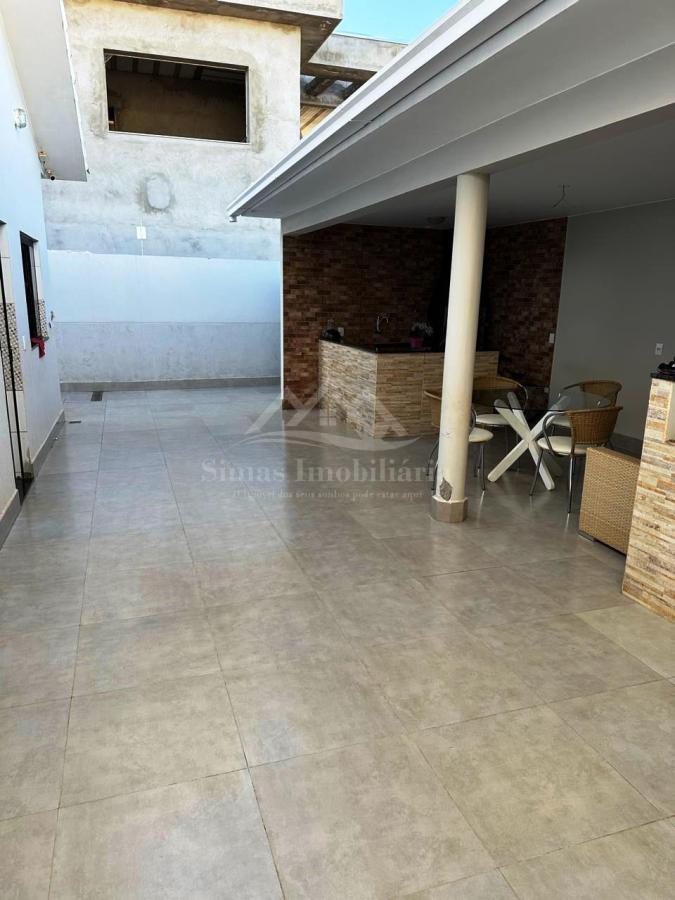 Casa à venda com 3 quartos, 230m² - Foto 15