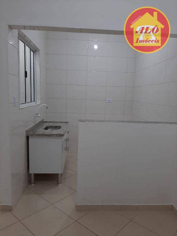 Casa à venda com 2 quartos, 250m² - Foto 2