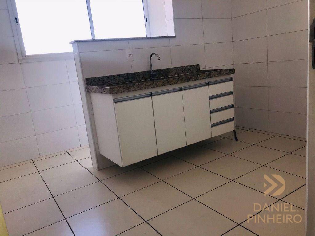 Apartamento à venda com 2 quartos, 80m² - Foto 6