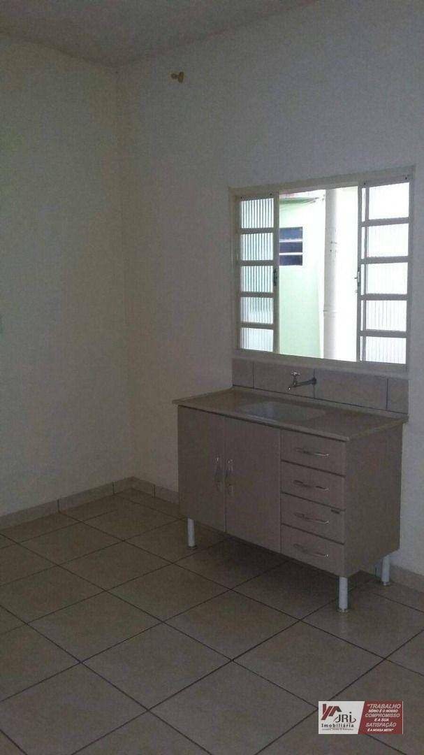 Casa à venda com 3 quartos, 123m² - Foto 9