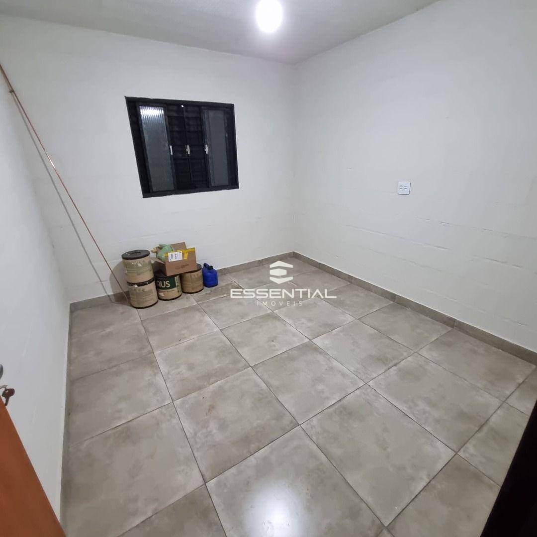 Chácara, 2 quartos, 1070 m² - Foto 5