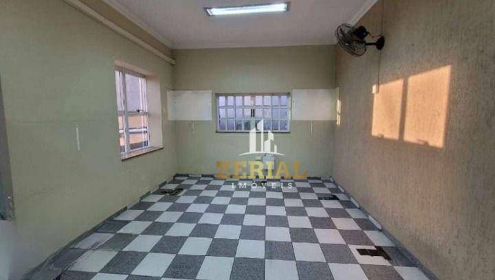 Casa à venda e aluguel com 3 quartos, 220m² - Foto 11