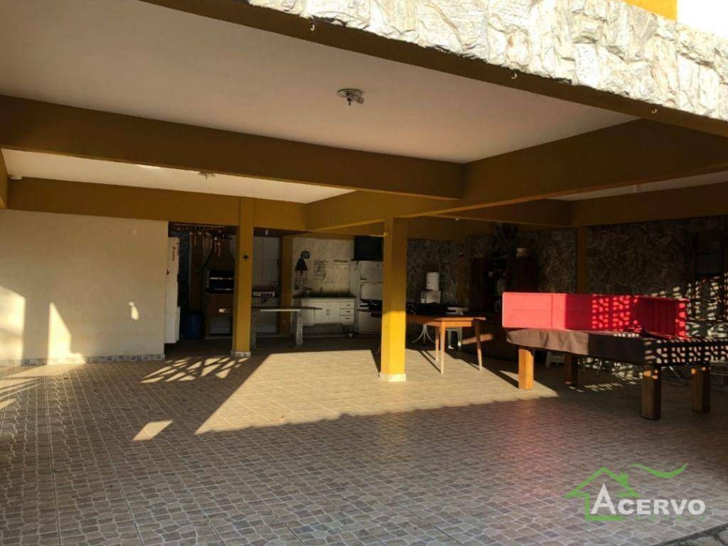Casa de Condomínio à venda com 4 quartos, 278m² - Foto 11