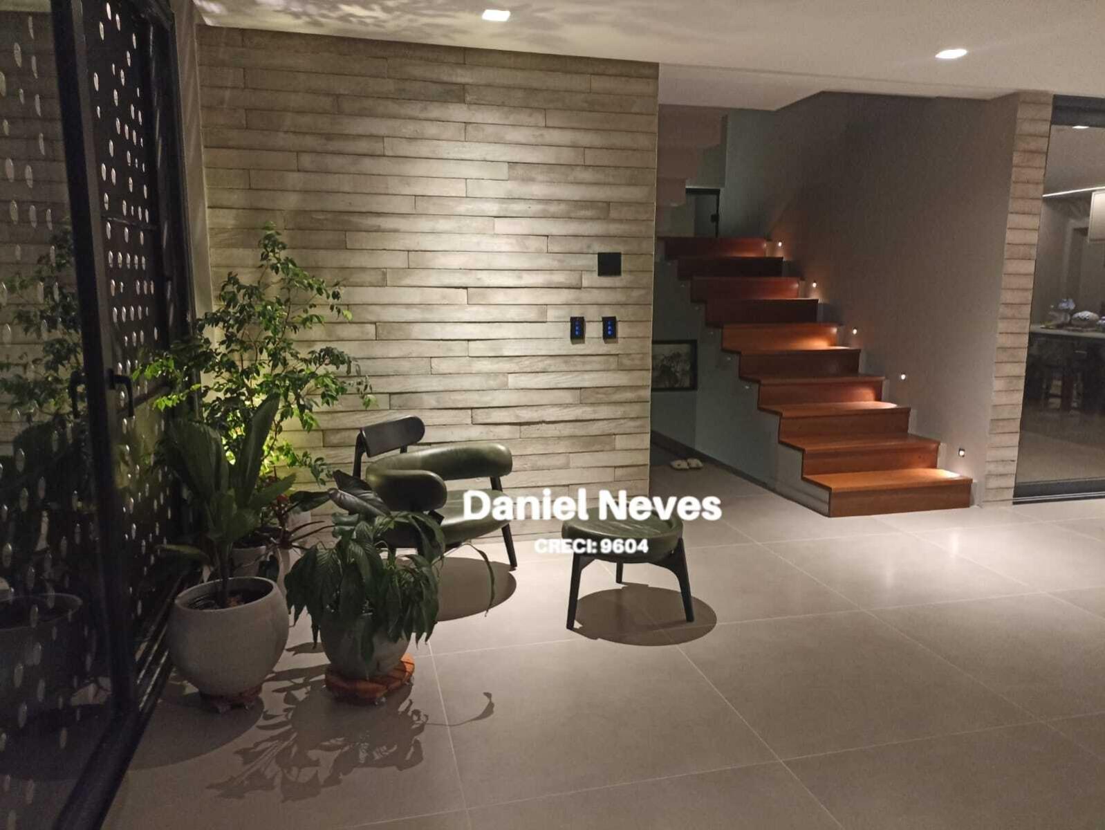 Casa de Condomínio à venda com 4 quartos, 300m² - Foto 5