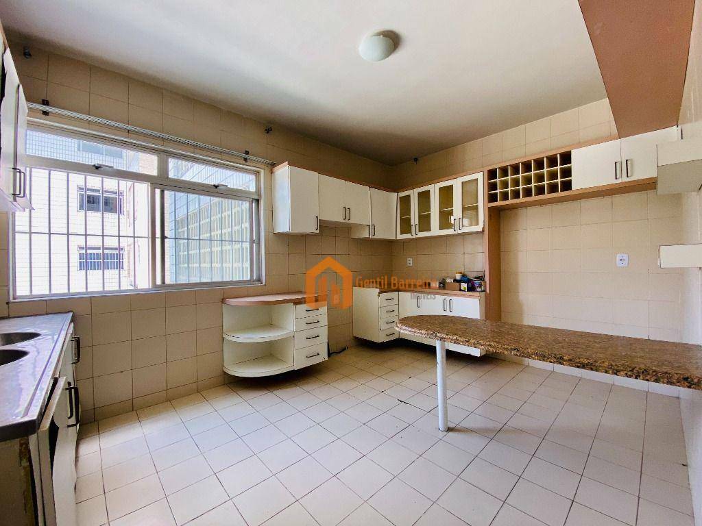 Apartamento à venda com 3 quartos, 164m² - Foto 11