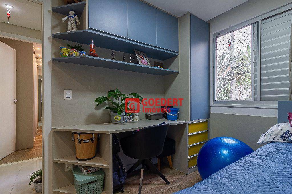 Apartamento à venda com 2 quartos, 44m² - Foto 14