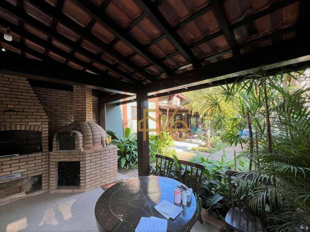 Casa de Condomínio à venda com 4 quartos, 320m² - Foto 24