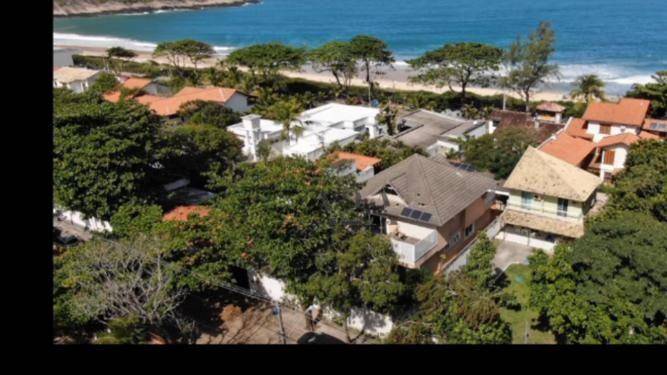 Casa à venda com 4 quartos, 357m² - Foto 3