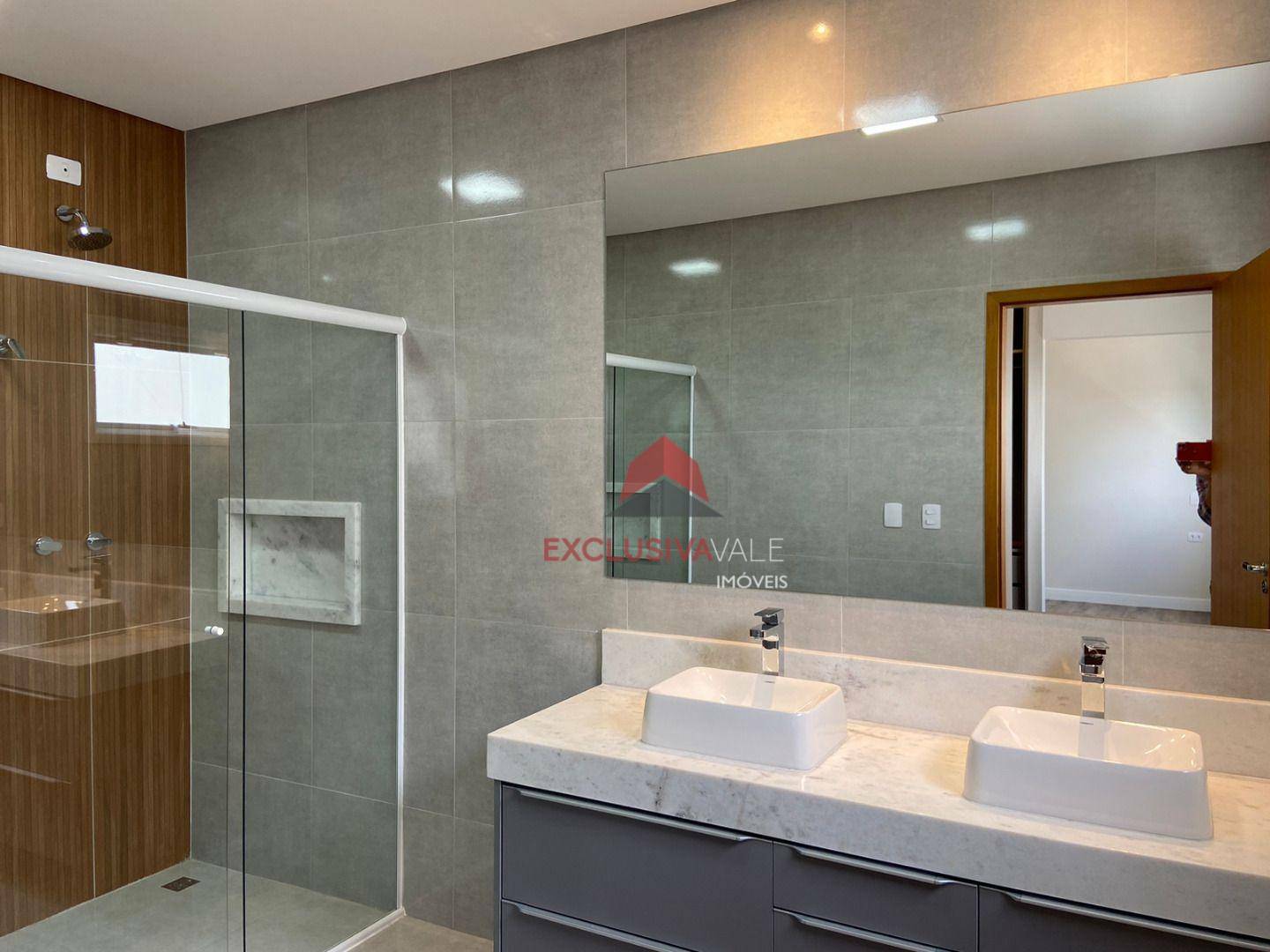 Casa de Condomínio à venda com 4 quartos, 291m² - Foto 38