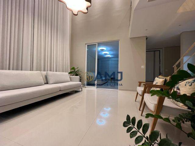 Sobrado à venda com 3 quartos, 268m² - Foto 3