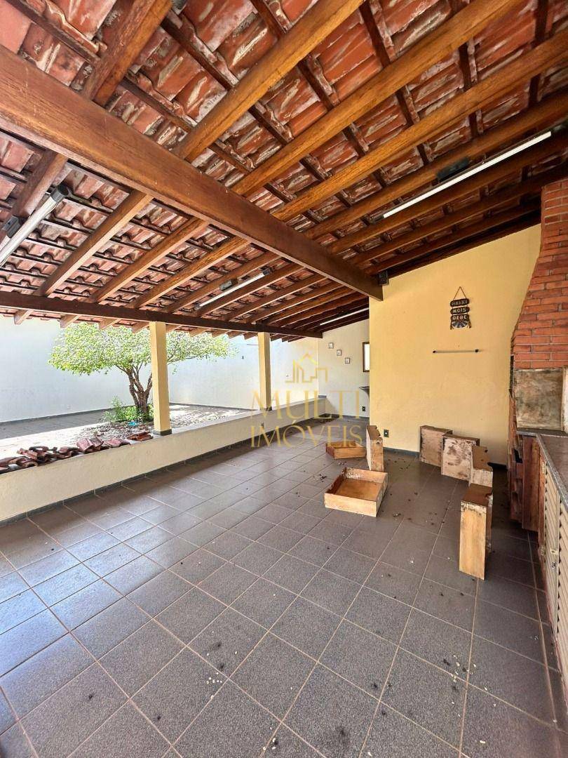 Casa à venda com 3 quartos, 267m² - Foto 5