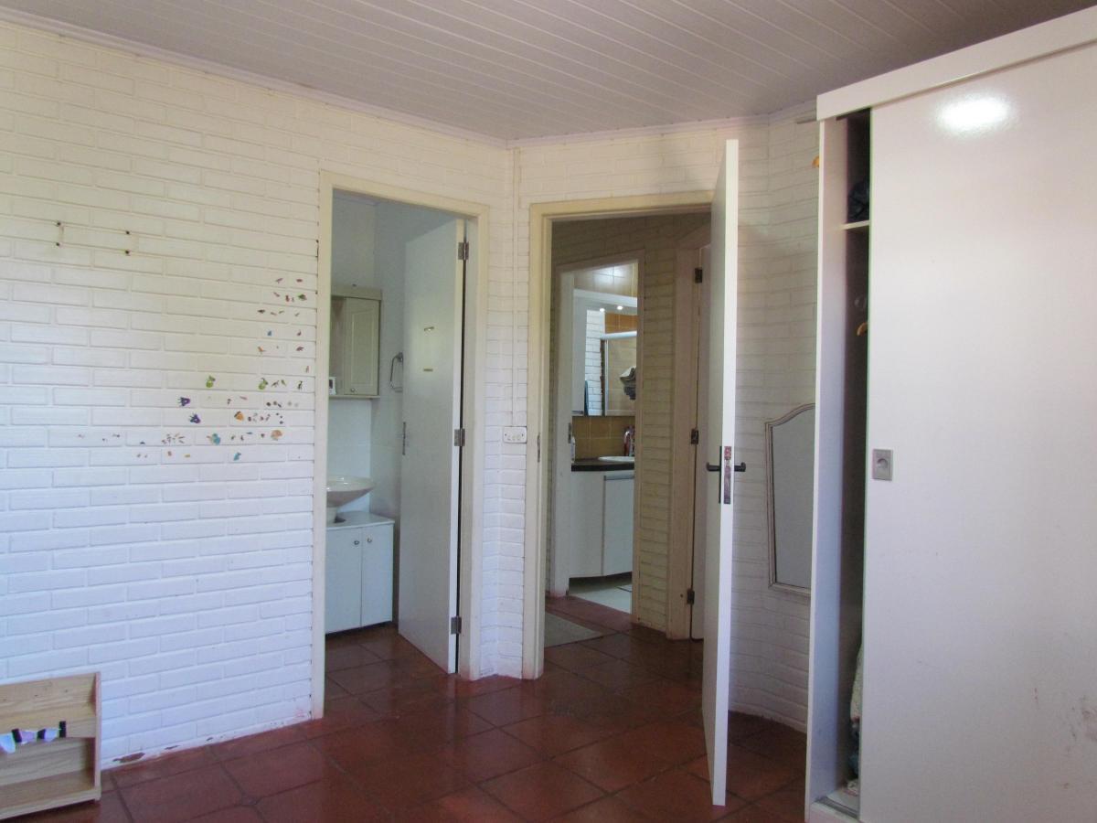 Casa à venda com 3 quartos, 300m² - Foto 19