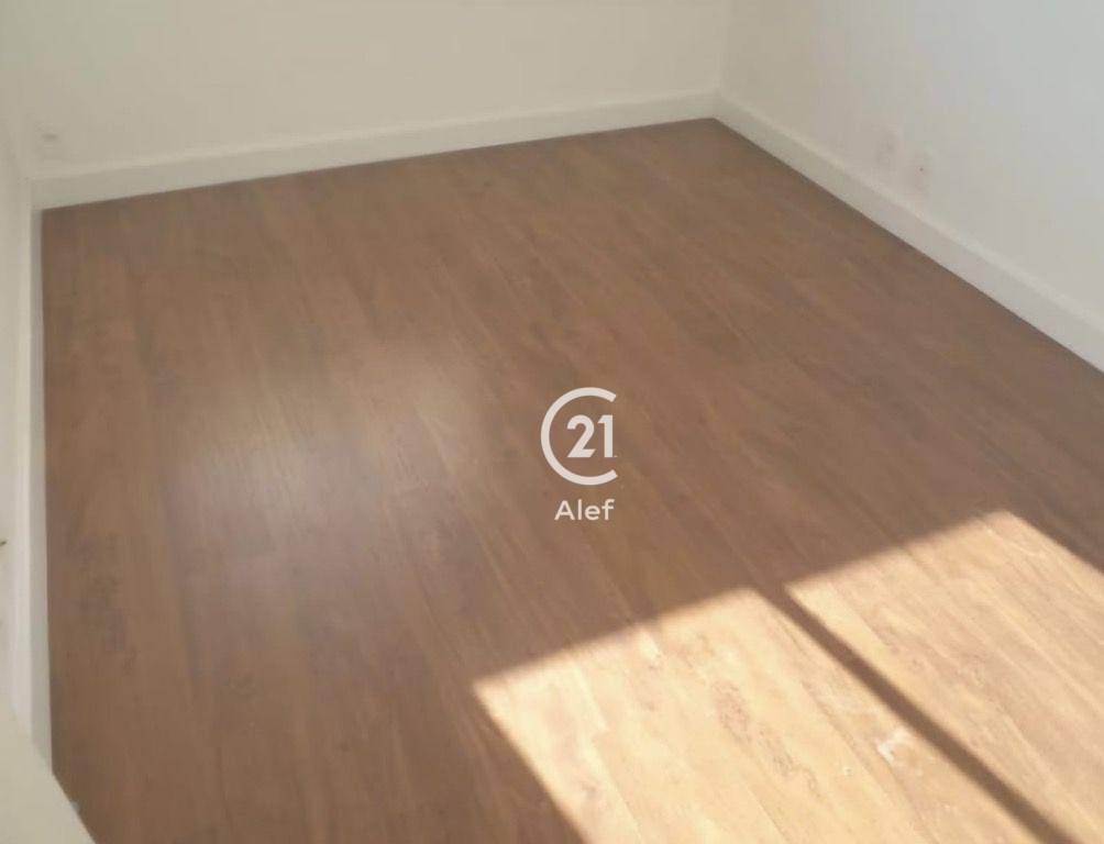 Apartamento à venda com 2 quartos, 67m² - Foto 9