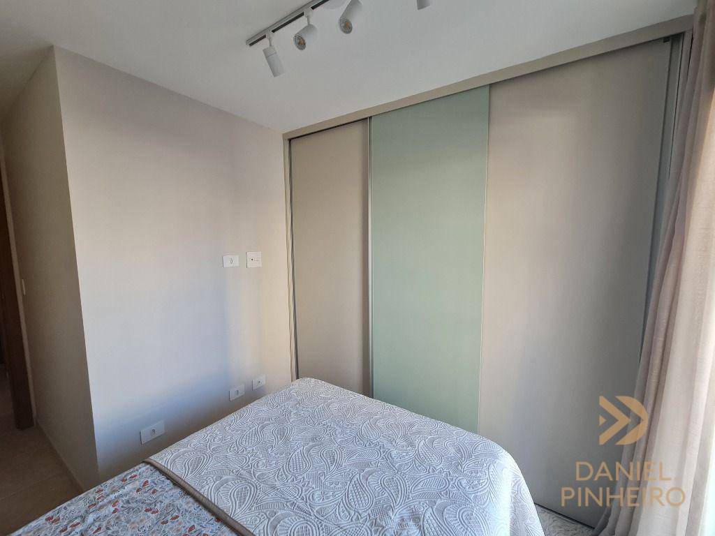 Apartamento à venda com 2 quartos, 55m² - Foto 12