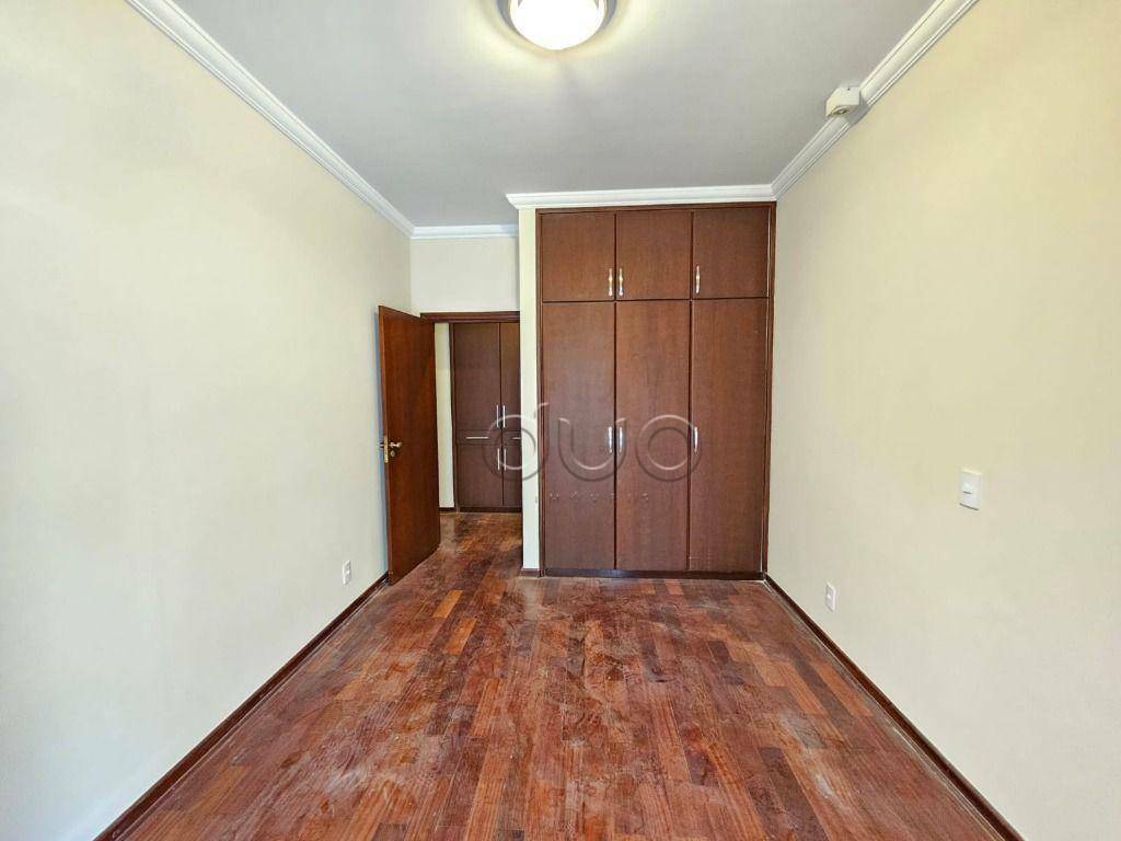 Casa de Condomínio para alugar com 3 quartos, 390m² - Foto 26