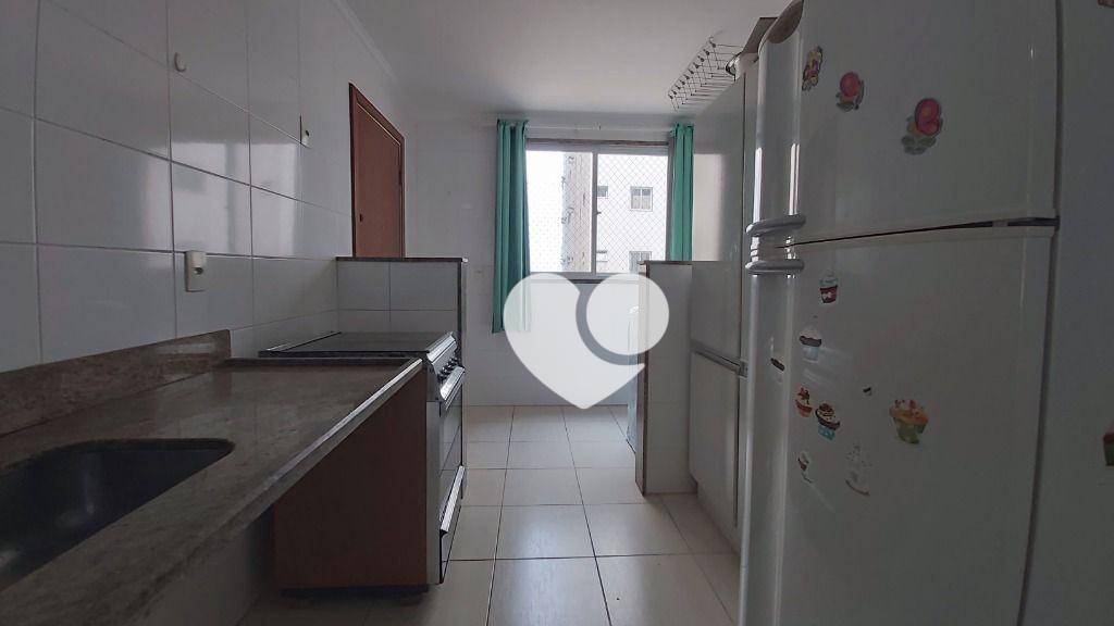 Apartamento para alugar com 3 quartos, 96m² - Foto 12