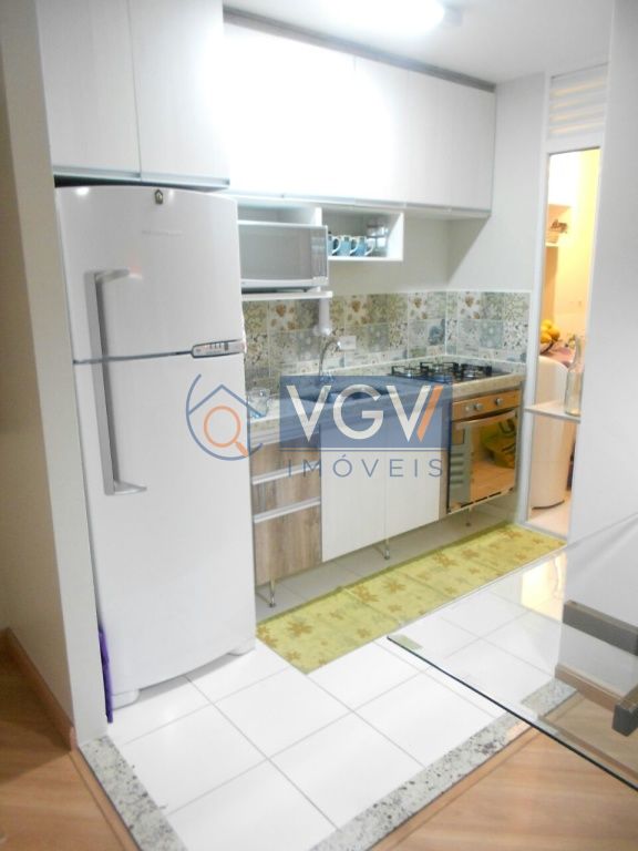 Apartamento à venda com 2 quartos, 51m² - Foto 4