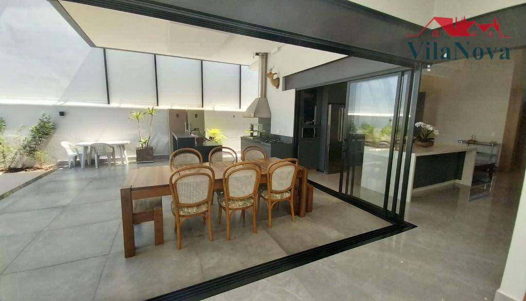 Casa à venda com 3 quartos, 250m² - Foto 10