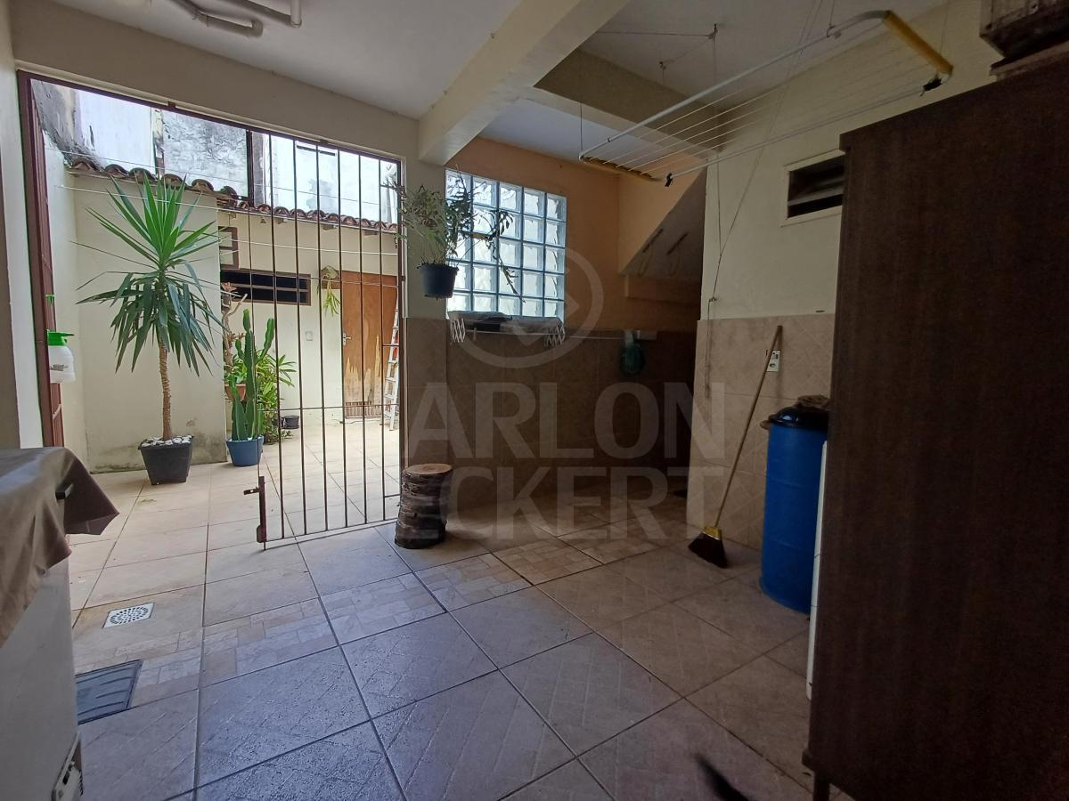 Casa à venda com 5 quartos, 160m² - Foto 12