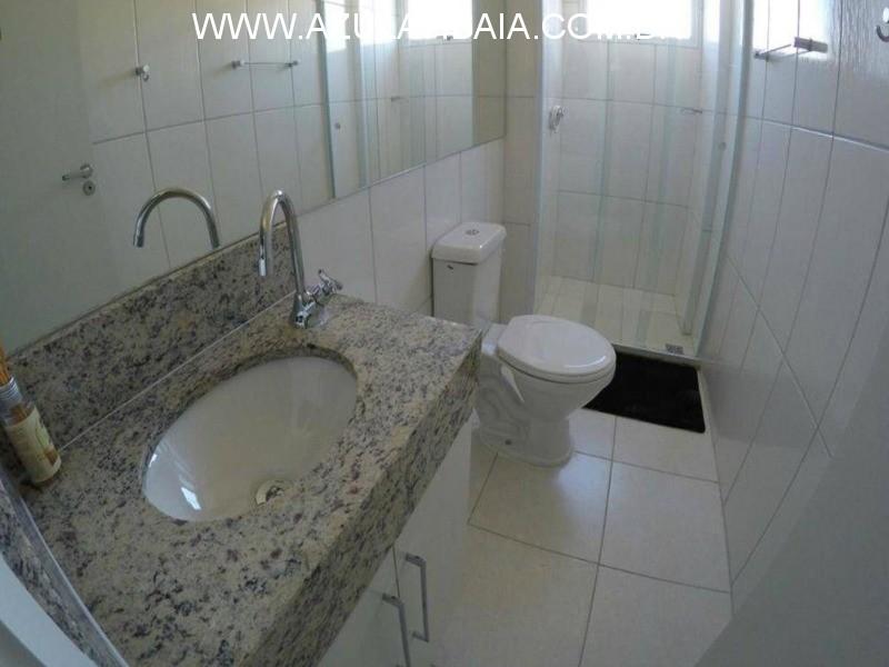 Apartamento à venda com 2 quartos, 67m² - Foto 8
