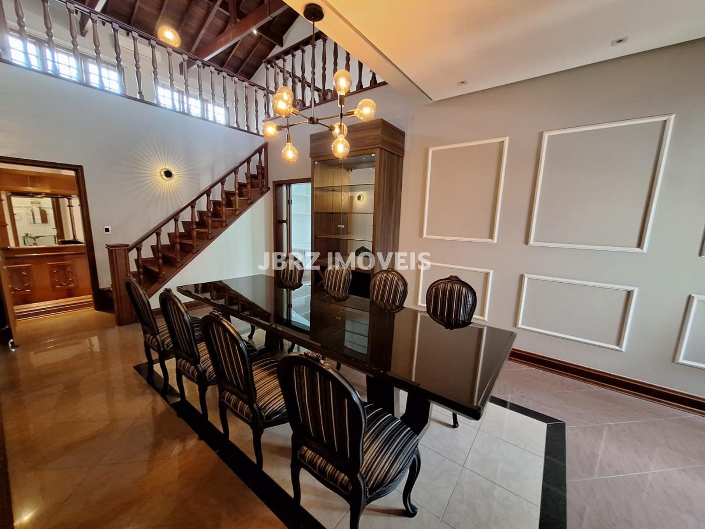 Casa de Condomínio à venda com 5 quartos, 368m² - Foto 1