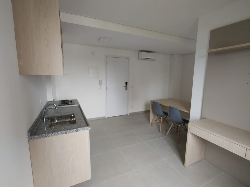 Apartamento para alugar com 2 quartos, 48m² - Foto 3