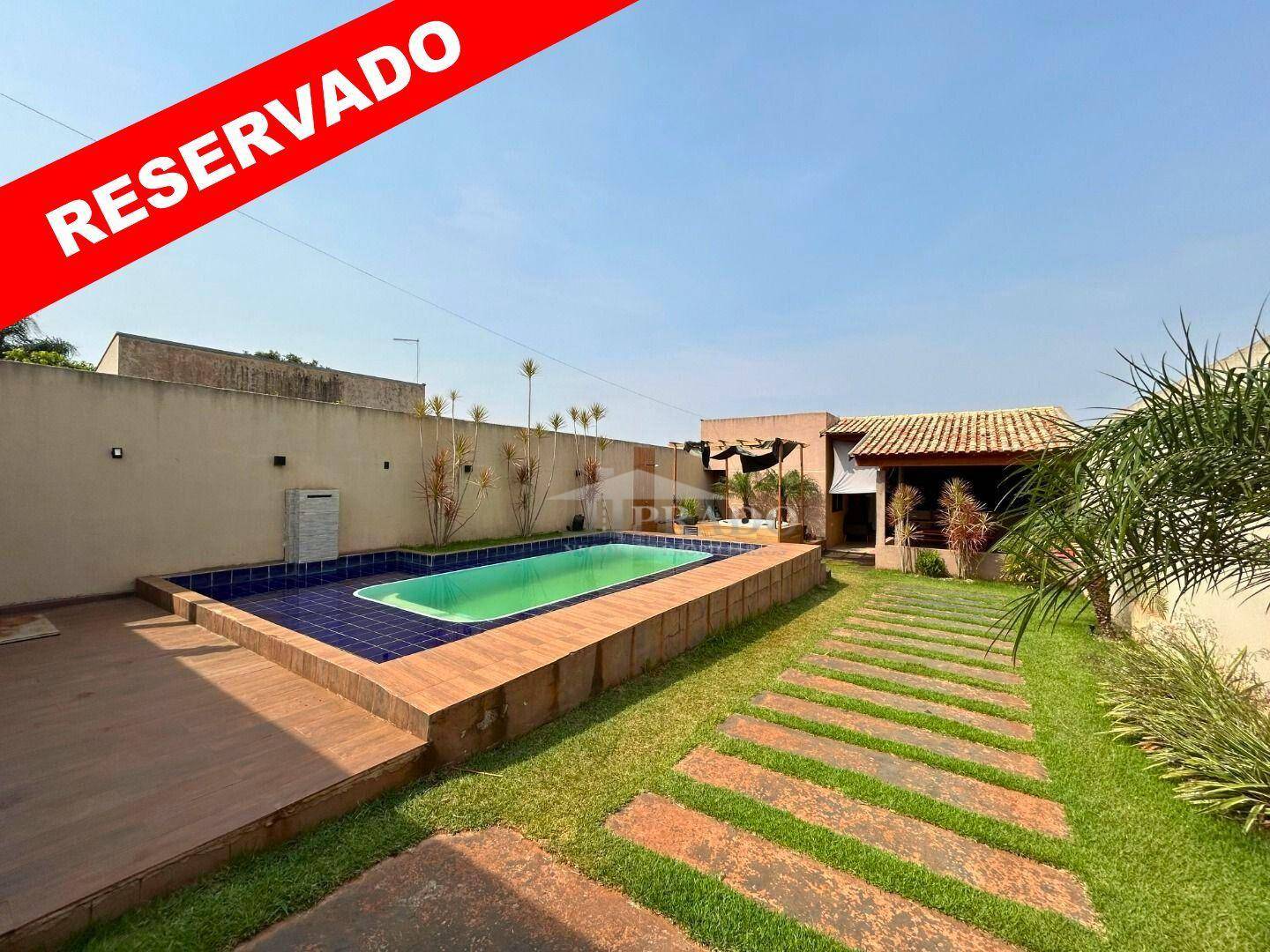 Chácara, 2 quartos, 242 m² - Foto 1